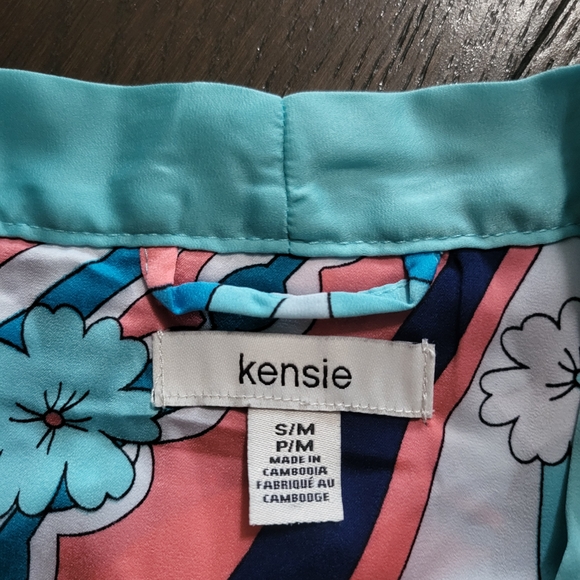 Colorful Patterned Kimono Robe - Picture 5 of 5